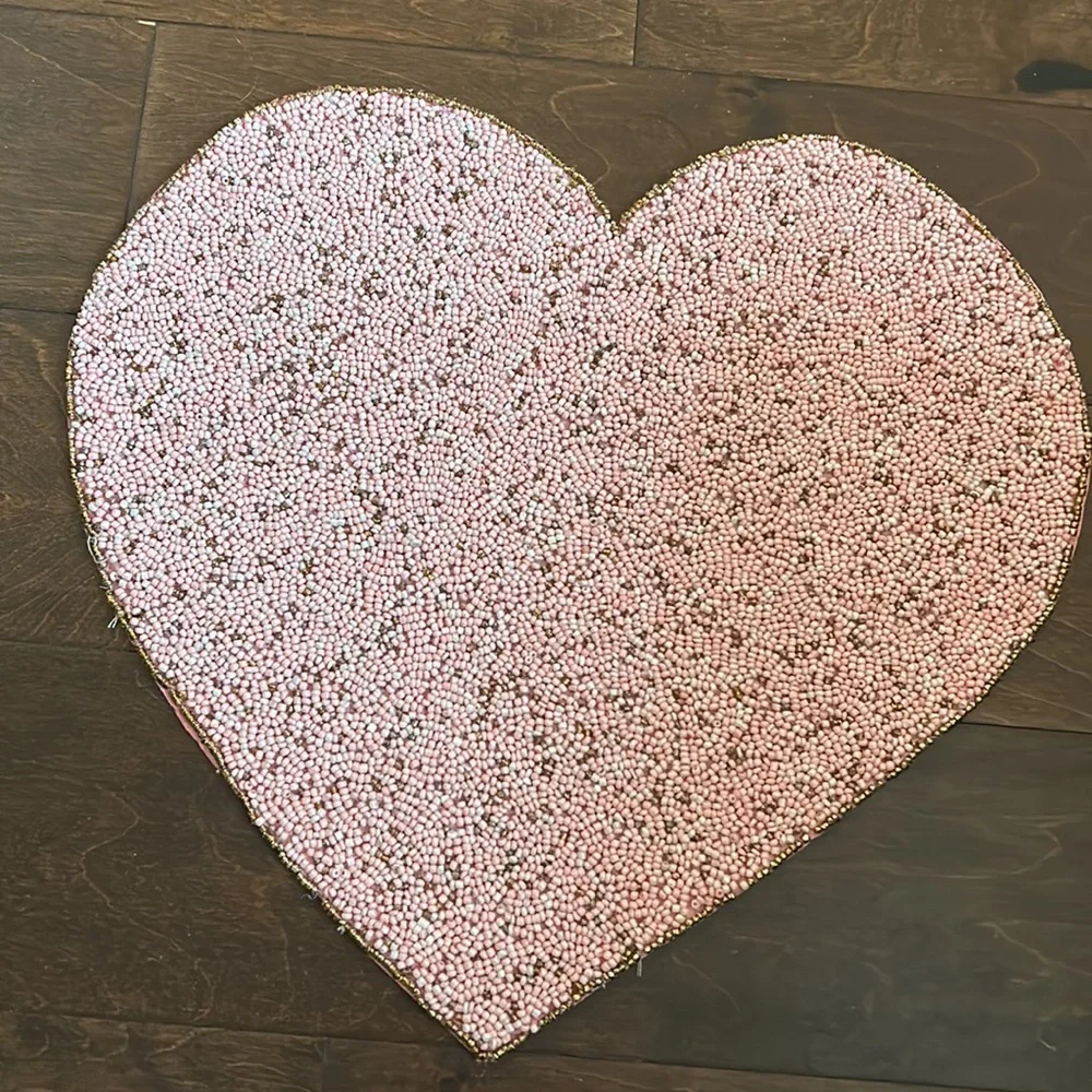 2 Cupcakes & Cashmere Beaded Heart Shaped Charger Placemat New 15” Pink White
